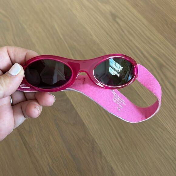 Banz baby pink sunglasses - Picture 2 of 3